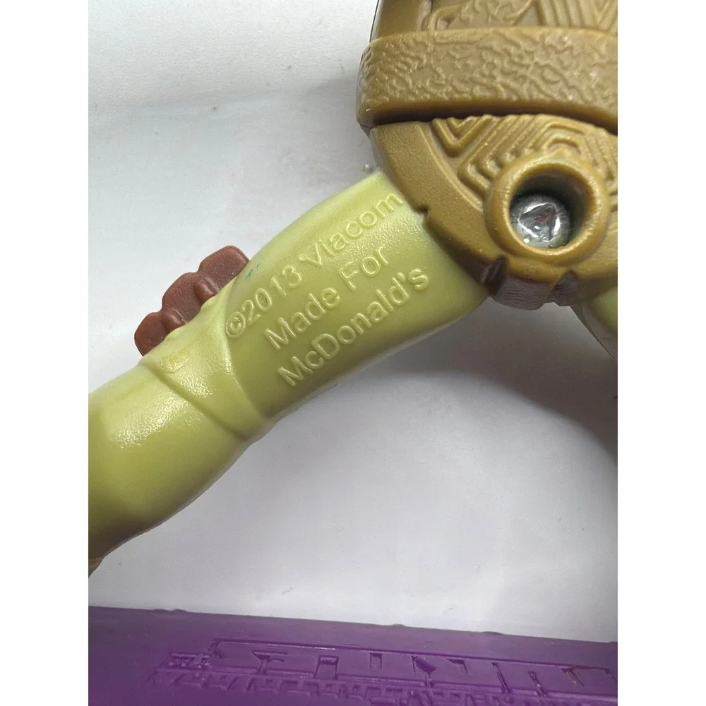 TMNT Donatello Skateboard Figure 2013 McDonalds Happy Meal Toy Nickelodeon